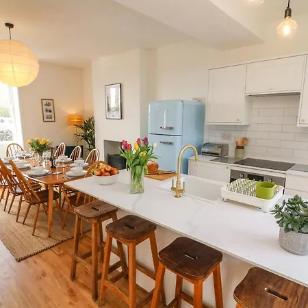 Valley View 度假居 *